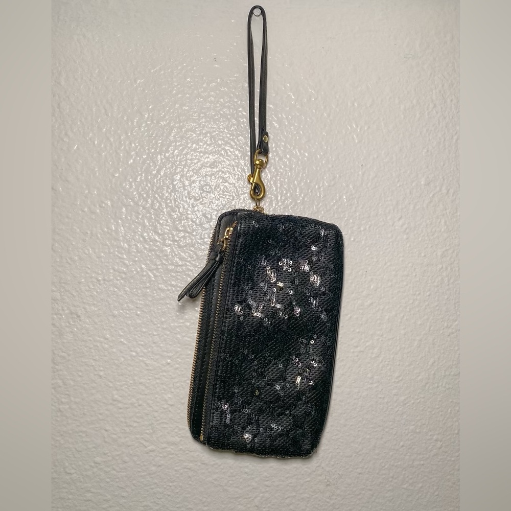 Coach Wristlet Poppy Black Sequin Signature Double Zip Bag